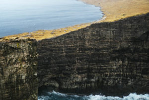 Faroe Islands windsurf windsurfing cold water lake ocean Sørvágsvatn lake